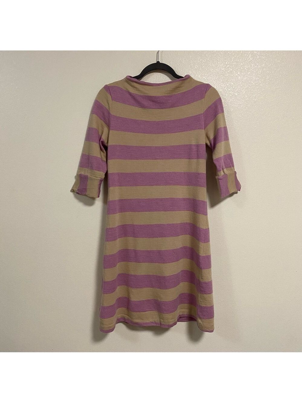 Diane von Furstenburg Dress Women’s Size 6 Pink/Beige Stripe wool sweater dress